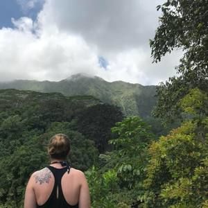 Meet your Posher, Danielle